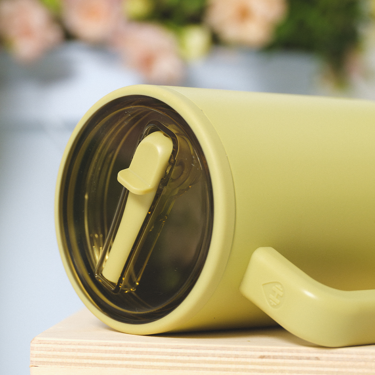 olive-32oz-946ml-m2 810140559951_5.png